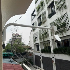 Chân Đế Camera Cong Chữ L Dài 1m5 Có Box Vuông 12cm