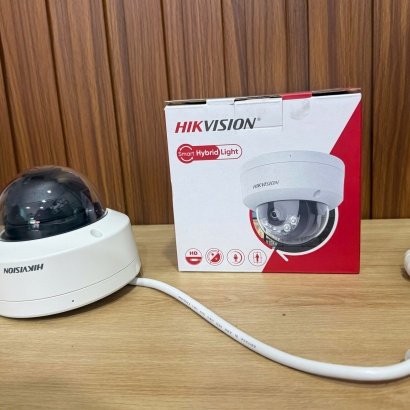 Camera Hikvision DS-2CD1121G2-LIU – Camera IP 2MP Giá Tốt, Tích Hợp Micro